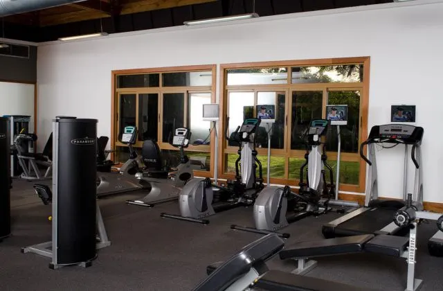 Hotel Los Altos Residences fitness center